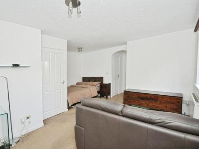 Apartment for sale in London Borough of Lewisham, Greater London