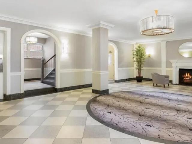 Apartment for sale in Queens, Arverne