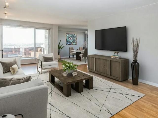 Apartment for sale in Queens, Arverne