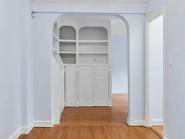 Apartment for sale in Queens, Arverne