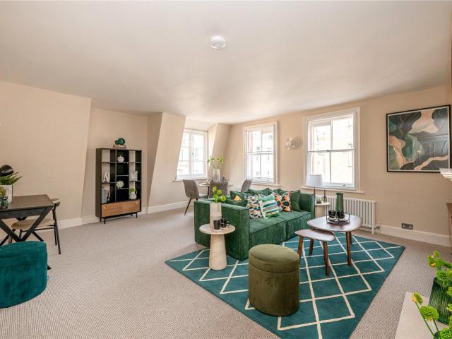 Apartment for rent in Soho, Greater London