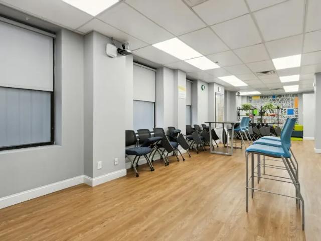 Apartment for sale in Arverne, New York