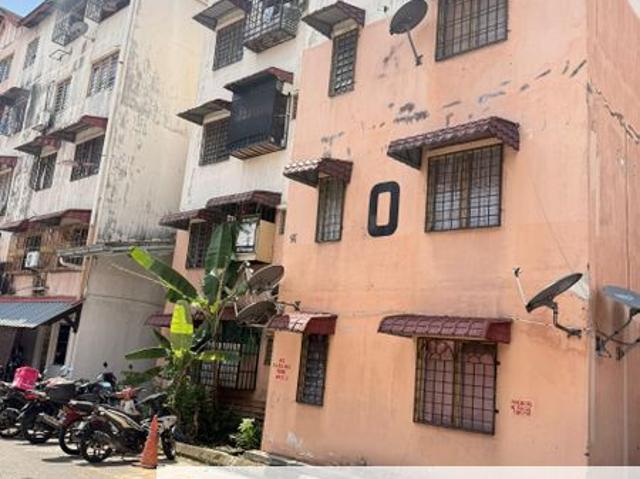 Flat for sale in Petaling, Damansara Damai