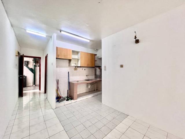 Apartment for sale in Petaling, Damansara Damai