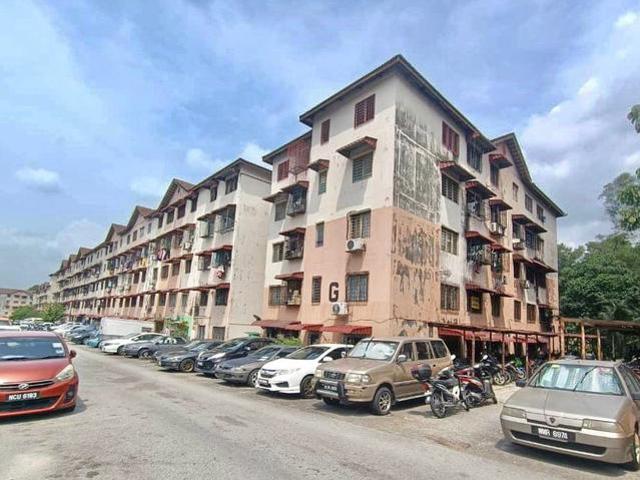 Apartment for sale in Petaling, Damansara Damai