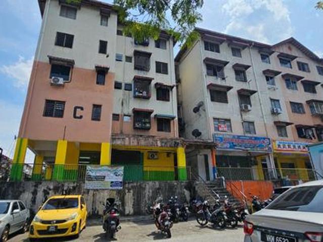 Apartment for sale in Petaling, Damansara Damai