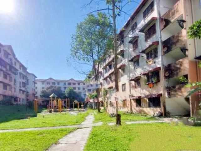 Apartment for sale in Petaling, Damansara Damai