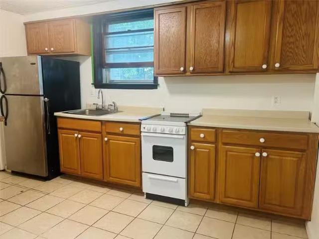 Condo for rent in Newburgh