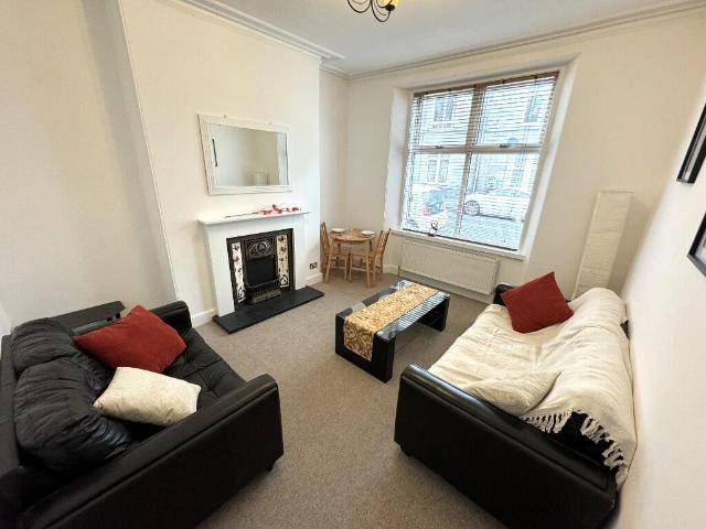 Apartment for rent in Ferryhill, Ballindoch