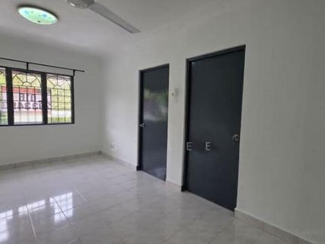 Apartment for sale in Petaling, Damansara Damai
