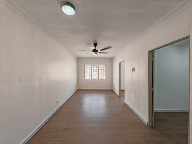 Apartment for sale in Petaling, Damansara Damai