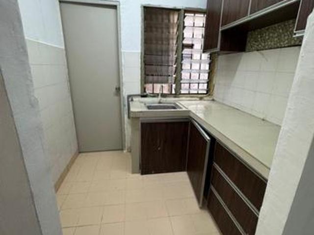 Apartment for sale in Petaling, Damansara Damai