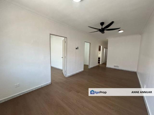 Flat for sale in Petaling, Damansara Damai