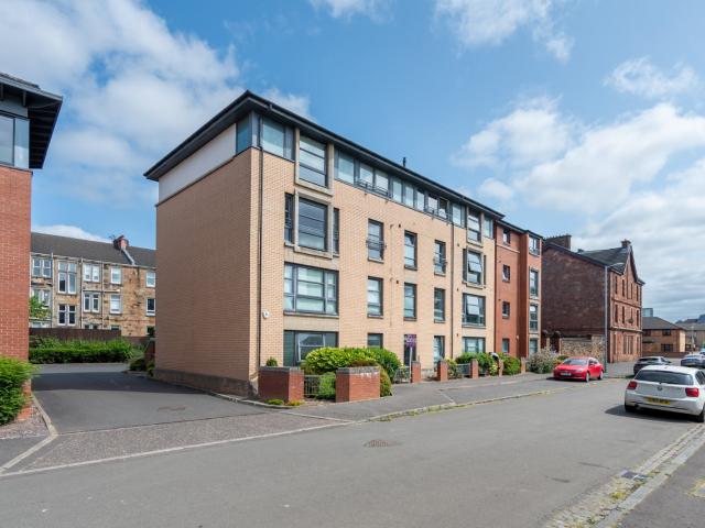 Apartment for rent in Whiteinch, Scotland