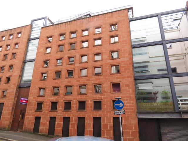 Apartment for rent in Chinatown, Calderstones