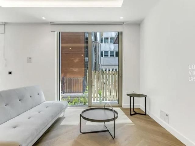 Apartment for rent in Aldgate, Lyons