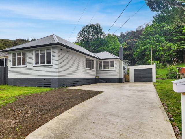 Apartment for rent in Days Bay, Wellington
