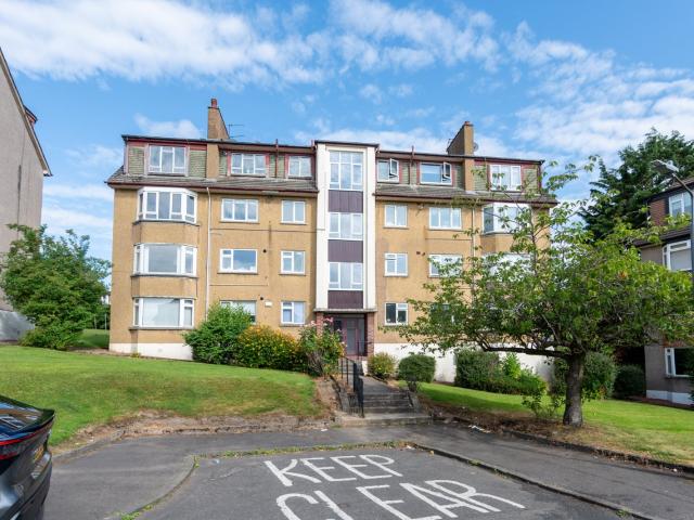 Apartment for rent in Robslee, Thornliebank