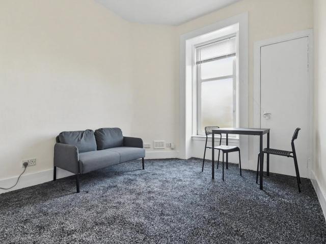 Apartment for rent in Overton, Greenock