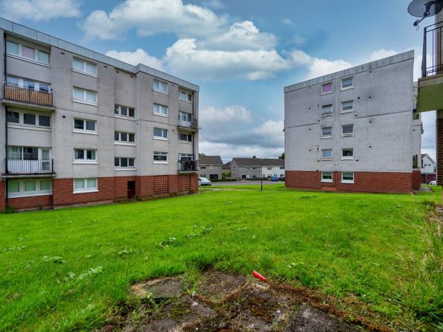 Apartment for rent in Hardgate, Scotland