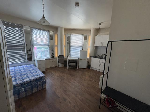 Apartment for rent in Hendon, Greater London
