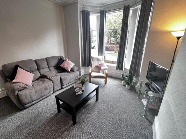 Apartment for rent in Armley, West Yorkshire