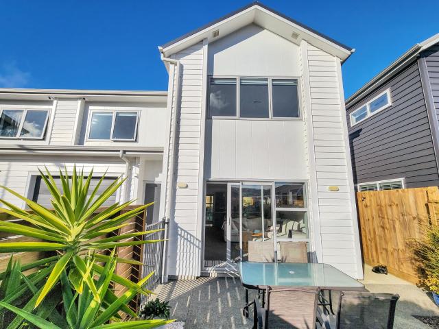 Apartment for rent in Days Bay, Wellington