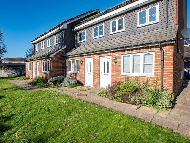Apartment for rent in Woolston, City Of Southampton