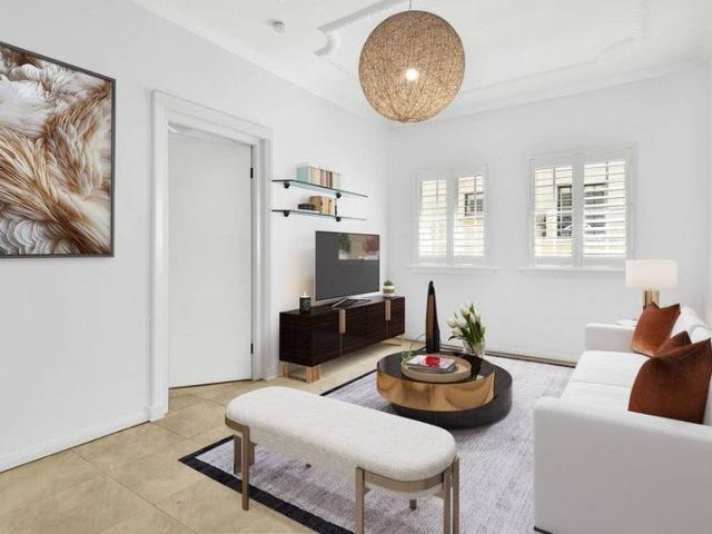 Apartment for rent in Lower North Shore, Sydney
