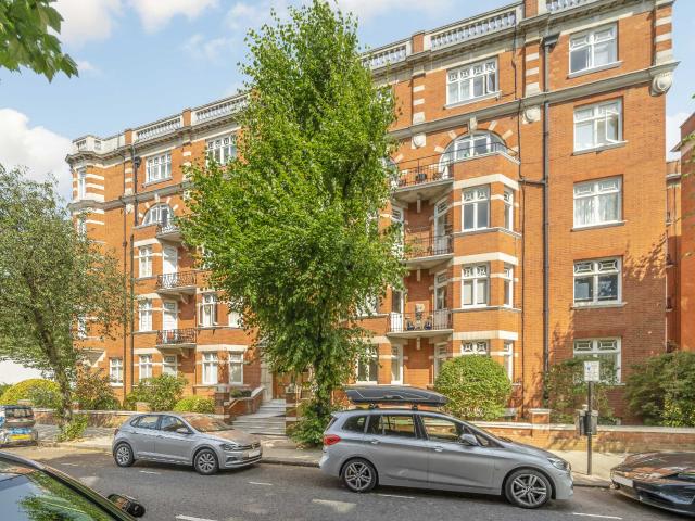 Apartment for rent in Royal Borough of Kensington and Chelsea, Greater London