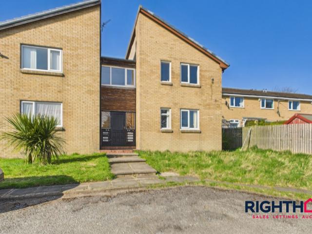 Apartment for rent in Low Moor, West Yorkshire