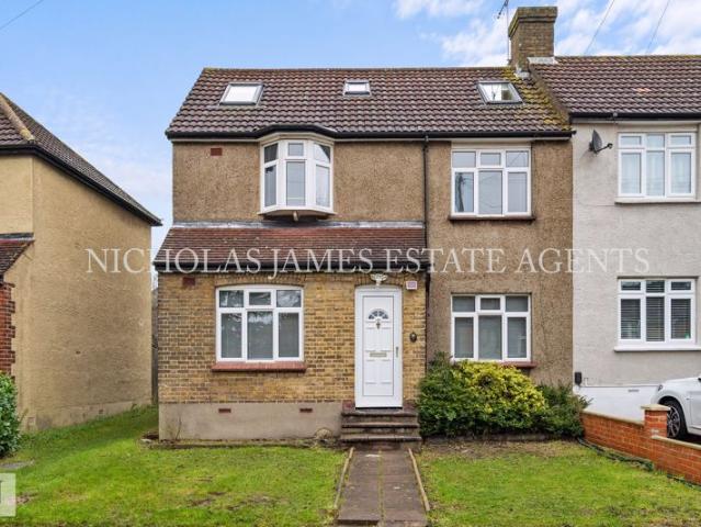 Apartment for rent in Southgate, Greater London