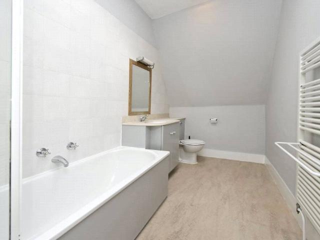 Apartment for rent in London Borough of Hammersmith and Fulham, Greater London