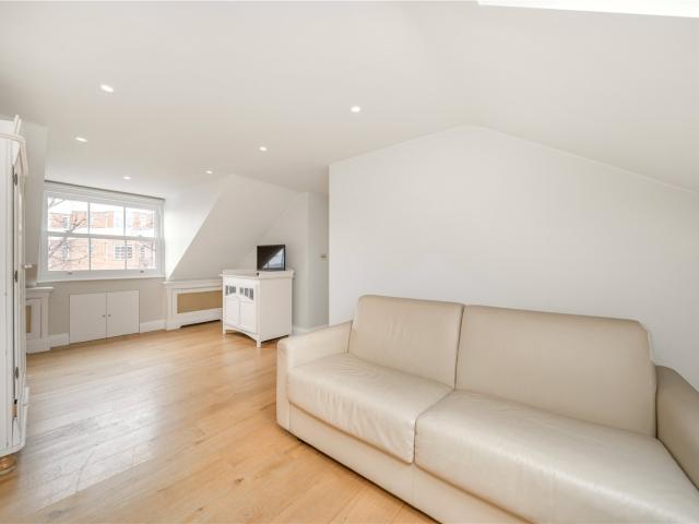 Apartment for rent in Royal Borough of Kensington and Chelsea, Greater London