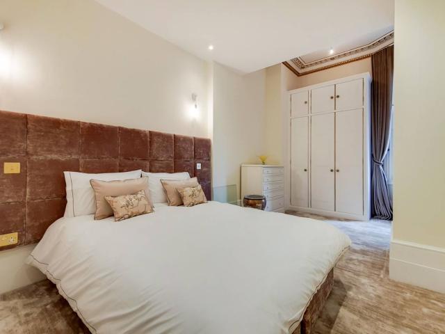 Apartment for rent in Knightsbridge, Greater London