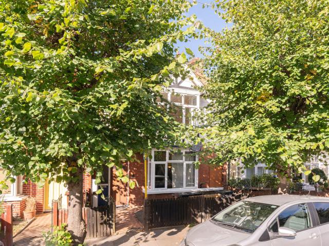 Apartment for rent in London Borough of Merton, Greater London