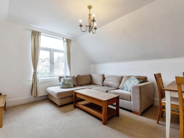 Apartment for rent in London Borough of Merton, Greater London