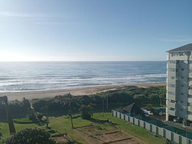 Apartment for sale in Amanzimtoti, Kwazulu-natal