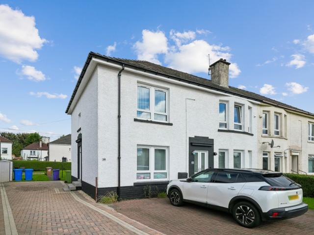 Apartment for rent in Blairdardie, Scotland