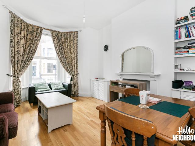 Apartment for rent in Brook Green, Greater London