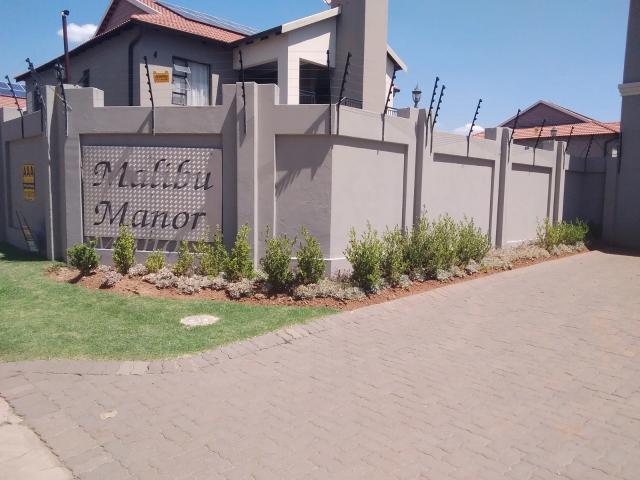 Apartment for rent in Kleinfontein Lake, Benoni
