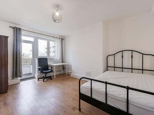 Apartment for rent in East Greenwich, Greater London