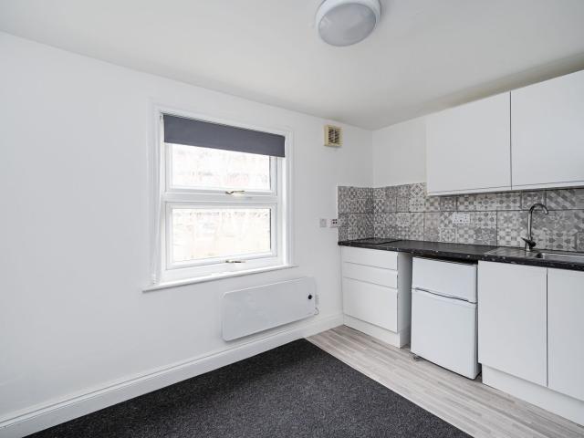 Apartment for rent in Lower Clapton, Greater London