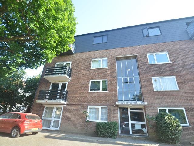 Apartment for rent in Hayes, Greater London