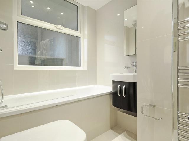 Apartment for rent in Belsize Park, Greater London