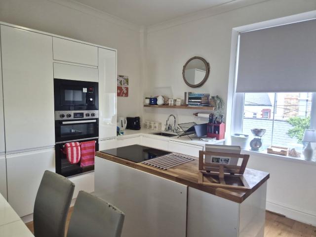 Apartment for rent in Penarth Marina, Penarth