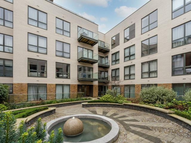 Apartment for rent in St Margarets, Greater London