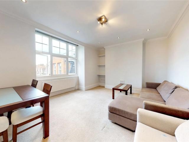Apartment for rent in South Hampstead, Greater London