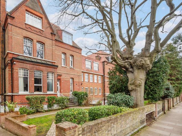 Studio for rent in Putney, Greater London