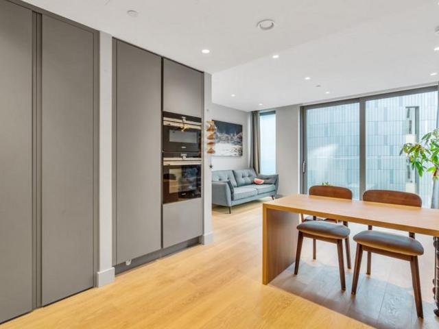 Apartment for rent in Bayswater, Greater London